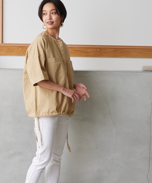 OMNES Another Edition（オムネス アナザーエディション）の「製品染め コットンビッグポケットプルオーバーシャツ（シャツ/ブラウス・レディース・ブラック/ベージュ/カーキ/モカ・FREE）」の21枚目の写真