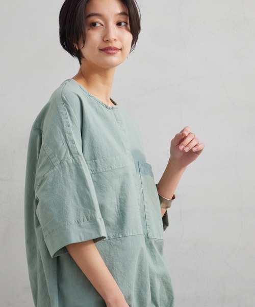 OMNES Another Edition（オムネス アナザーエディション）の「製品染め コットンビッグポケットプルオーバーシャツ（シャツ/ブラウス・レディース・ブラック/ベージュ/カーキ/モカ・FREE）」の13枚目の写真