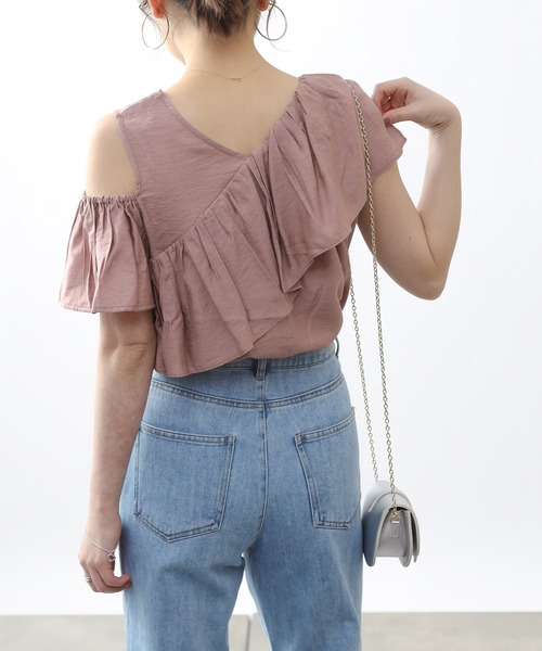 COLONY 2139（コロニートゥーワンスリーナイン）の「【WEB・一部店舗限定】スラブガーゼアウトカットレイヤーフリルブラウス（シャツ/ブラウス・レディース・オフホワイト/ブラック/ピンク・FREE）」の4枚目の写真