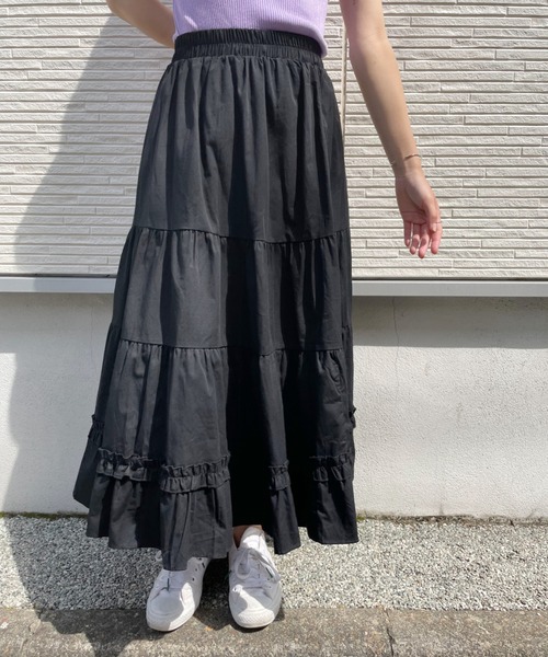 at12:03（アットイチニーゼロサン）の「ティアードフリルボリュームロングスカート（スカート・レディース・ホワイト/ブラック・FREE）」の12枚目の写真