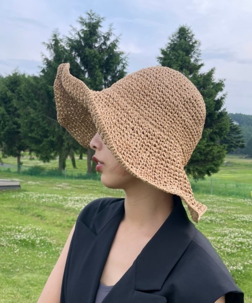 KOR（ケーオーアール）の「フレア麦わら帽子（ハット・レディース・ブラウン/アイボリー・FREE）」の14枚目の写真