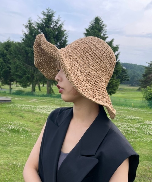 KOR（ケーオーアール）の「フレア麦わら帽子（ハット・レディース・ブラウン/アイボリー・FREE）」の15枚目の写真