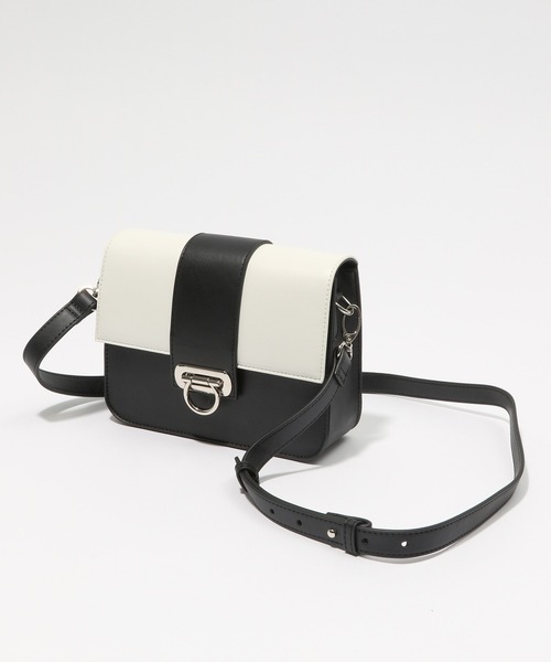 PAGEBOY（ページボーイ）の「バイカラースクエアショルダー（ショルダーバッグ・レディース・ホワイト×ブラック/イエロー系その他・FREE）」の6枚目の写真