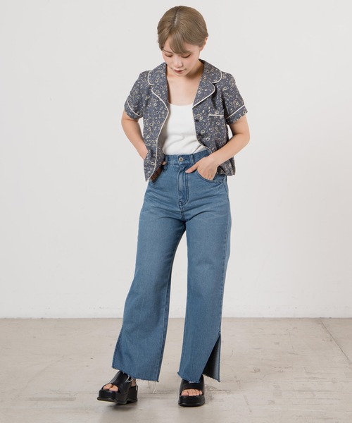 DuKKah（デュカ）の「Dukkah/【低身長向け】スリットストレートパンツ（デニムパンツ・レディース・ダークインディゴブルー/ホワイト・X-SMALL）」の10枚目の写真