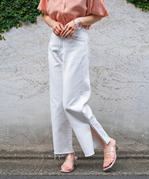 DuKKah（デュカ）の「Dukkah/【低身長向け】スリットストレートパンツ（デニムパンツ・レディース・ダークインディゴブルー/ホワイト・X-SMALL）」の20枚目の写真