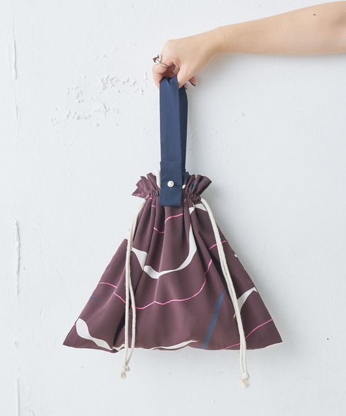 BEARDSLEY(ビアズリー)の「波柄バッグ(トートバッグ・レディース・ブラウン/ブルー・FREE)」の2枚目の写真