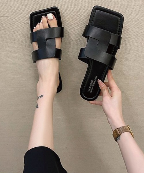meJane（ミージェーン）の「スクエアデザインフラットサンダル【ZOZOTOWN限定】（サンダル・レディース・ブラック/パープル/グリーン・S/M/L）」の6枚目の写真