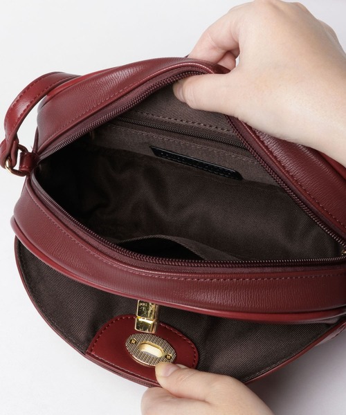 SENSE OF PLACE by URBAN RESEARCH（センスオブプレイスバイアーバンリサーチ）の「ヴィンテージライクシボショルダーバッグ（ショルダーバッグ・レディース・ブラック/ブラウン/バーガンディー・ONE）」の10枚目の写真