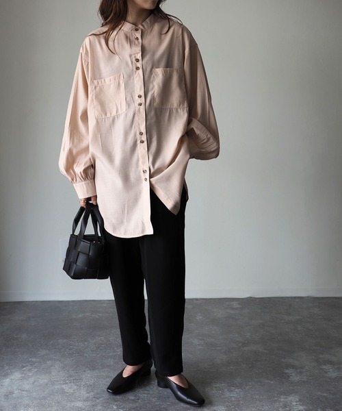 Riberry（リベリー）の「ダブルボタンサテンオーバーシャツ（シャツ/ブラウス・レディース・ブラック/ベージュ/カーキ/オフホワイト・MEDIUM）」の7枚目の写真