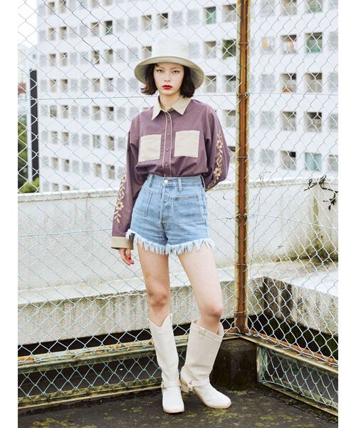 jouetie（ジュエティ）の「バイカラーパイピングフラワーシャツ（シャツ/ブラウス・レディース・パープル/オフホワイト/ブルー・MEDIUM）」の11枚目の写真