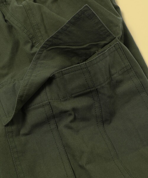 FREAK'S STORE(フリークスストア)の「【WEB限定】KIDS カーゴパンツ(カーゴパンツ・キッズ・ブラック/オリーブ・110/120/130/140/150)」の6枚目の写真