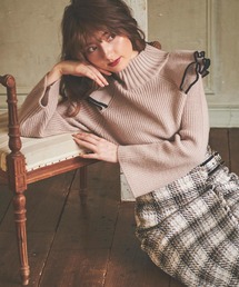 ショルダーフリルニット