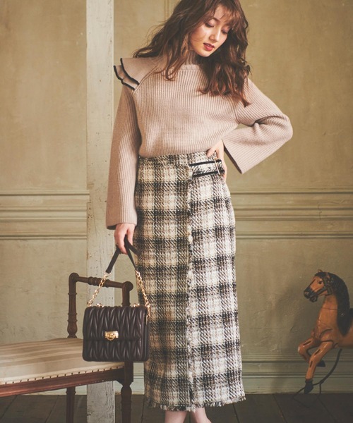 NOELA(ノエラ)の「ショルダーフリルニット(ニット/セーター・レディース・オフホワイト/ラベンダー/ベージュ・FREE)」の19枚目の写真