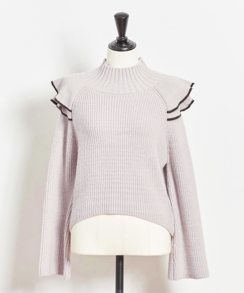 NOELA(ノエラ)の「ショルダーフリルニット(ニット/セーター・レディース・オフホワイト/ラベンダー/ベージュ・FREE)」の18枚目の写真