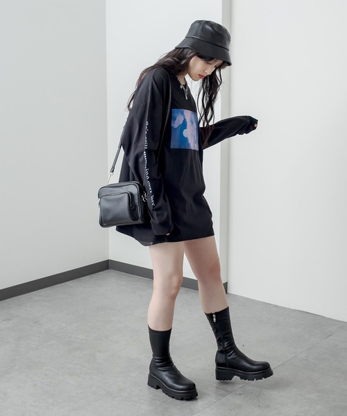 RASVOA(ラスボア)の「MOON ロンT(Tシャツ/カットソー・レディース・ブラック/オフホワイト・FREE)」の8枚目の写真