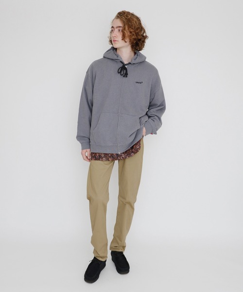Levi's(リーバイス)の「WEAR IN WEAR OUT ジップアップフーディー QUIET SHADE HEATHER(パーカー・メンズ・グレー・L/M/S/XL)」の11枚目の写真