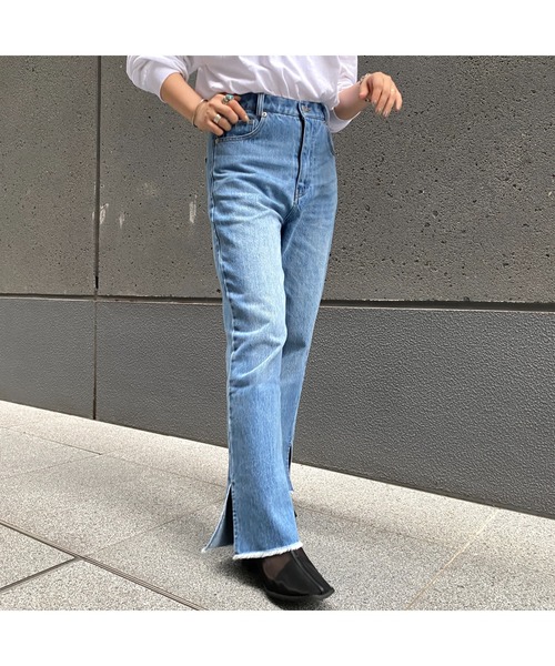 CPCM(シーピーシーエム)の「サイドスリット裾フリンジデニム(デニムパンツ・レディース・ブラック/インディゴブルー/ブルー・FREE)」の9枚目の写真