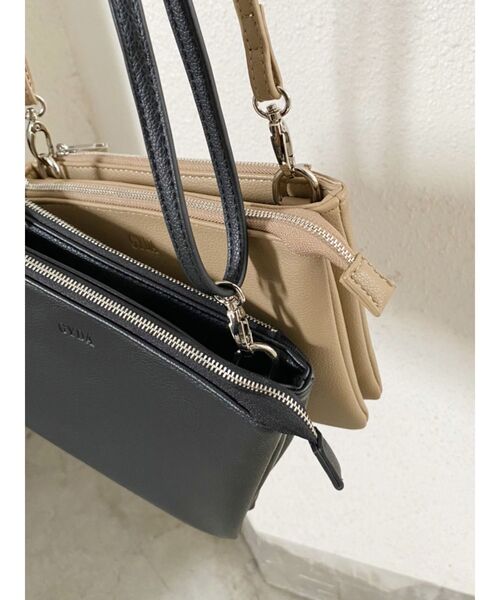 GYDA(ジェイダ)の「2ROOMシンプル ショルダーバッグ(ショルダーバッグ・レディース・ブラック/ベージュ・FREE)」の11枚目の写真