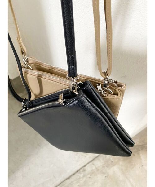 GYDA(ジェイダ)の「2ROOMシンプル ショルダーバッグ(ショルダーバッグ・レディース・ブラック/ベージュ・FREE)」の9枚目の写真