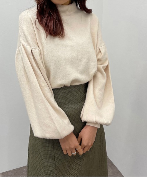 apres jour mignon(アプレジュールミニョン)の「袖タックニット【ZOZOTOWN限定アイテム】【9PO】(ニット/セーター・レディース・ブルー/オレンジ/ブラック/グリーン/アイボリー・フリー/X-LARGE)」の9枚目の写真
