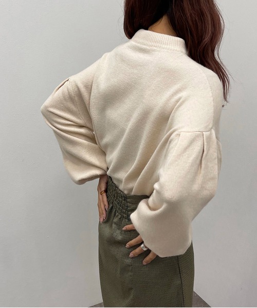 apres jour mignon(アプレジュールミニョン)の「袖タックニット【ZOZOTOWN限定アイテム】【9PO】(ニット/セーター・レディース・ブルー/オレンジ/ブラック/グリーン/アイボリー・フリー/X-LARGE)」の10枚目の写真