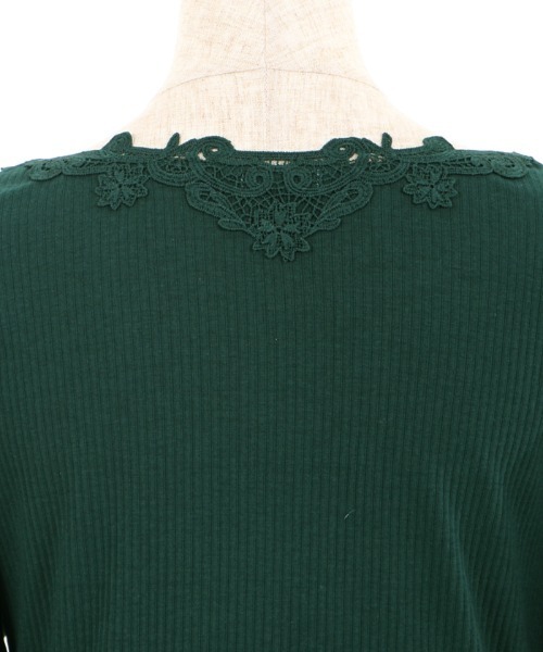 axes femme(アクシーズファム)の「モチーフレース長袖インナー(Tシャツ/カットソー・レディース・ブラック/キナリ/ラベンダー/ダークグリーン・MEDIUM)」の7枚目の写真
