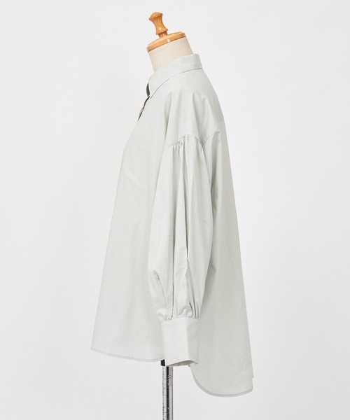 AS KNOW AS de base（アズノゥアズドゥバズ）の「おっきスリーブグッドシャツ（シャツ/ブラウス・レディース・ブラック/オフホワイト/カーキ/グレイッシュベージュ・FREE）」の8枚目の写真