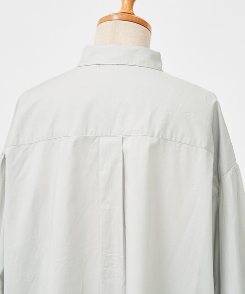 AS KNOW AS de base（アズノゥアズドゥバズ）の「おっきスリーブグッドシャツ（シャツ/ブラウス・レディース・ブラック/オフホワイト/カーキ/グレイッシュベージュ・FREE）」の10枚目の写真