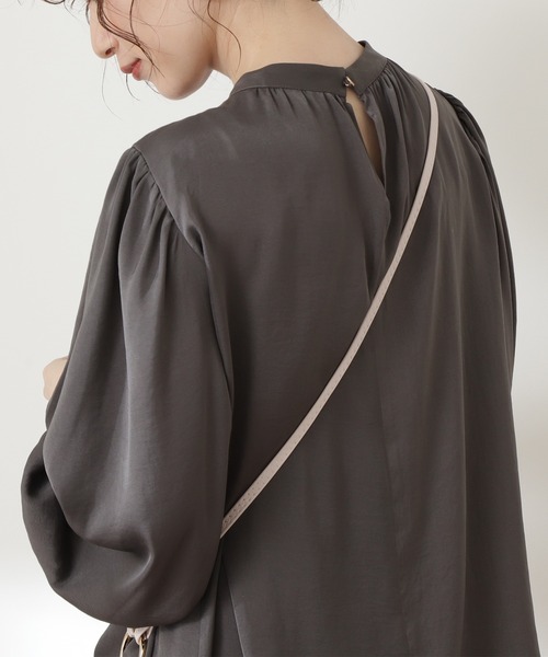 N.（N. Natural Beauty Basic）（エヌエヌナチュラルビューティーベーシック）の「◆ピンタックサテンブラウス（シャツ/ブラウス・レディース・チャコールグレー/ピンク/ナチュラル/イエロー・MEDIUM）」の17枚目の写真