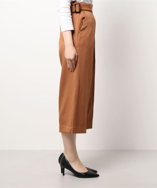 Te chichi(テチチ)の「センタープレスワイドクロップドパンツ(その他パンツ・レディース・ブラック/モカ/キャメル・MEDIUM/SMALL)」の4枚目の写真