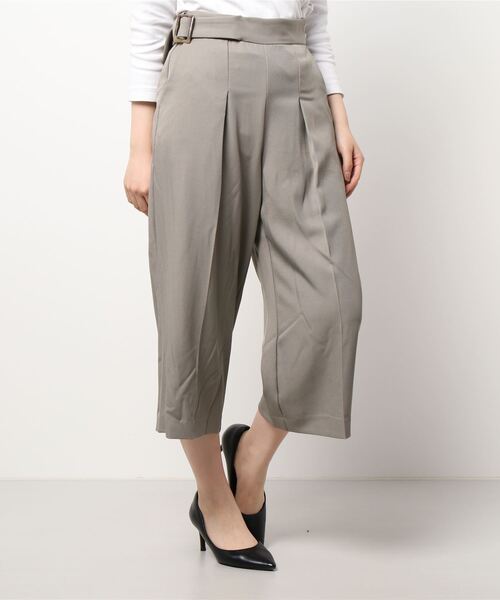 Te chichi(テチチ)の「センタープレスワイドクロップドパンツ(その他パンツ・レディース・ブラック/モカ/キャメル・MEDIUM/SMALL)」の7枚目の写真