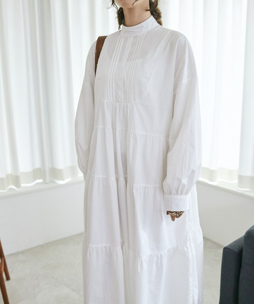 toucher du brise（トゥシェドブリーズ）の「【一枚で決まる】ピンタックボリュームワンピース（ワンピース・レディース・ブラック/オフホワイト/カーキ・M）」の6枚目の写真