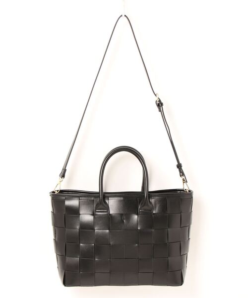 & chouette（アンドシュエット）の「編み込みトート（M)（トートバッグ・レディース・ブラック/ベージュ/オフホワイト/グレイッシュベージュ・FREE）」の7枚目の写真