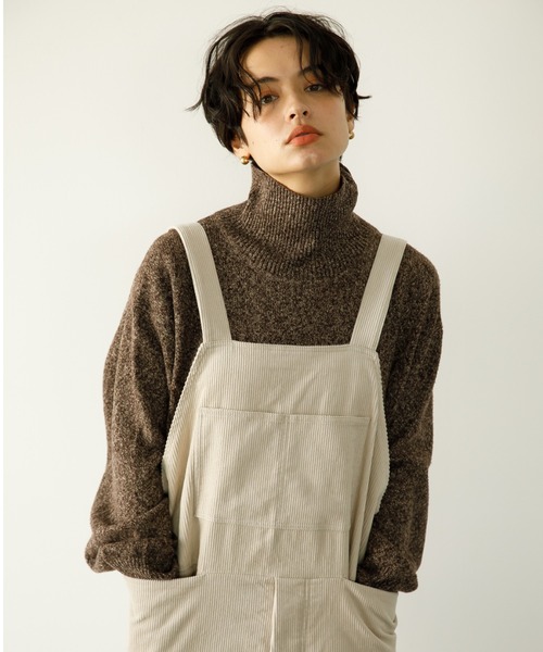 koe（コエ）の「天竺編みタートルネックニット*（ニット/セーター・レディース・ライトベージュ/カーキ/グリーン/ブラック/ブラウン/マスタード・L/S/M）」の3枚目の写真