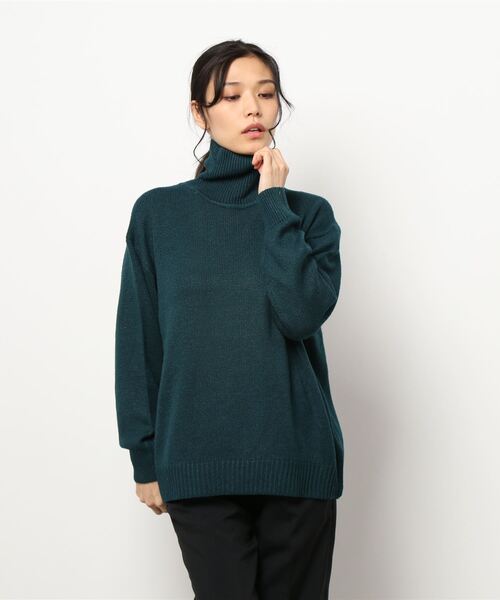 koe（コエ）の「天竺編みタートルネックニット*（ニット/セーター・レディース・ライトベージュ/カーキ/グリーン/ブラック/ブラウン/マスタード・L/S/M）」の11枚目の写真