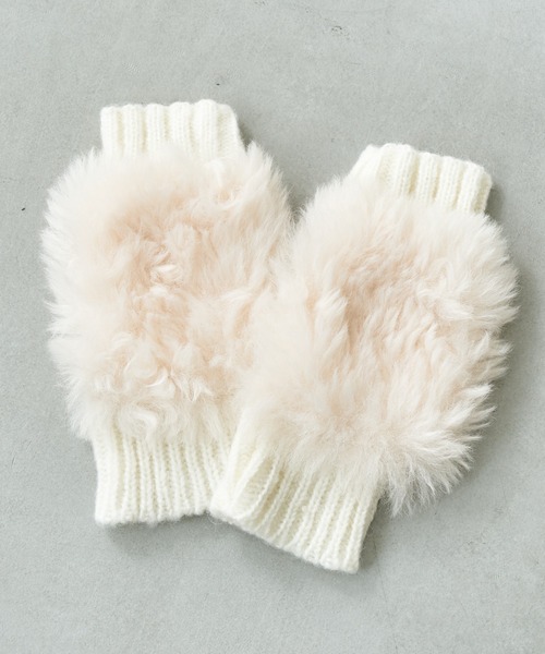 PAPILLONNER（パピヨネ）の「【PAPILLONNER/パピヨネ】スマホが使えるエコファー指ぬき手袋（手袋・レディース・ホワイト/ブラウン・FREE）」の4枚目の写真