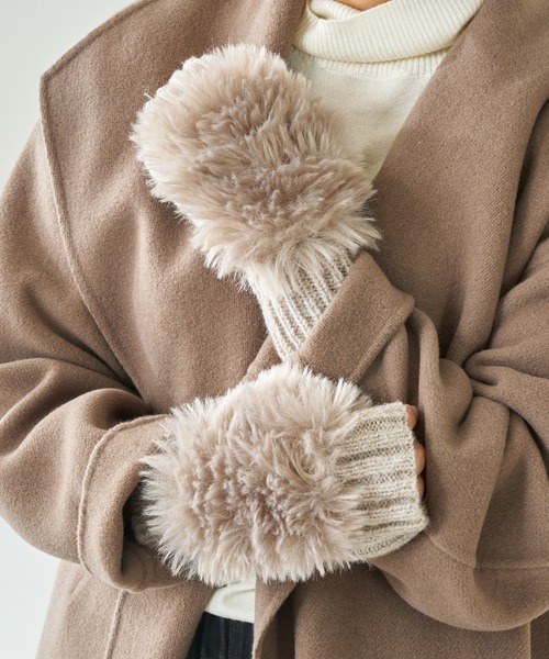 PAPILLONNER（パピヨネ）の「【PAPILLONNER/パピヨネ】スマホが使えるエコファー指ぬき手袋（手袋・レディース・ホワイト/ブラウン・FREE）」の14枚目の写真