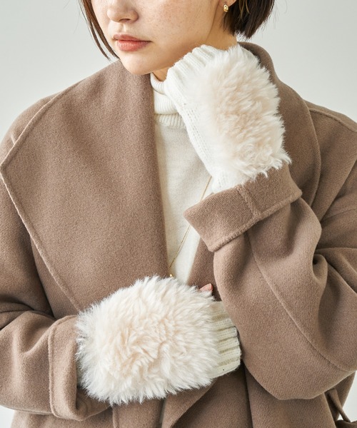 PAPILLONNER（パピヨネ）の「【PAPILLONNER/パピヨネ】スマホが使えるエコファー指ぬき手袋（手袋・レディース・ホワイト/ブラウン・FREE）」の12枚目の写真