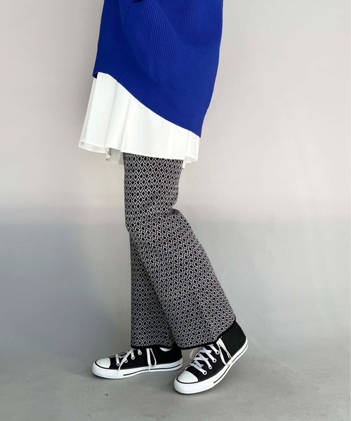 PICCIN（ピッチン）の「ハイゲージ幾何学ニットパンツ（その他パンツ・レディース・グリーン/ブラック・M/L）」の3枚目の写真