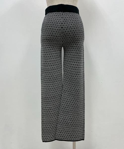 PICCIN（ピッチン）の「ハイゲージ幾何学ニットパンツ（その他パンツ・レディース・グリーン/ブラック・M/L）」の15枚目の写真