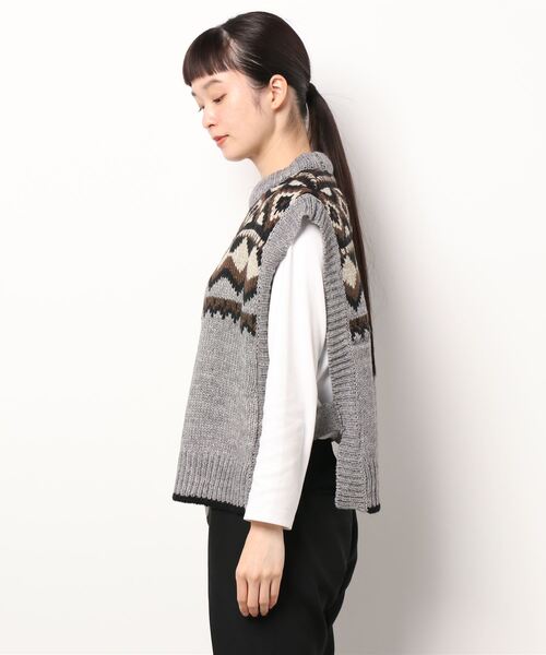 Samansa Mos2（サマンサ モスモス）の「ジャカードニットベスト（ベスト・レディース・ブラック/ベージュ/グレー・ﾌﾘ-）」の4枚目の写真