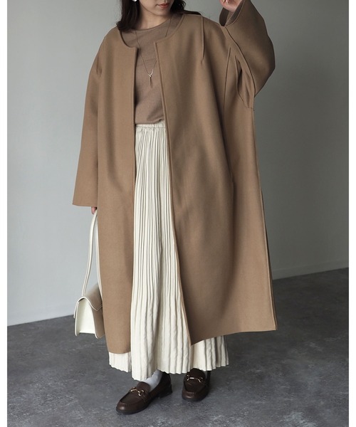 Riberry（リベリー）の「オーバーサイズノーカラーコート（ノーカラーコート・レディース・ベージュ/ネイビー/ブラウン/グリーン・FREE）」の15枚目の写真