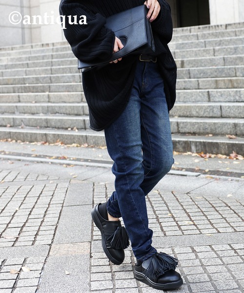 antiqua（アンティカ）の「2WAYボリュームタッセルシューズ（スニーカー・レディース・ブラック・23/24/25）」の18枚目の写真