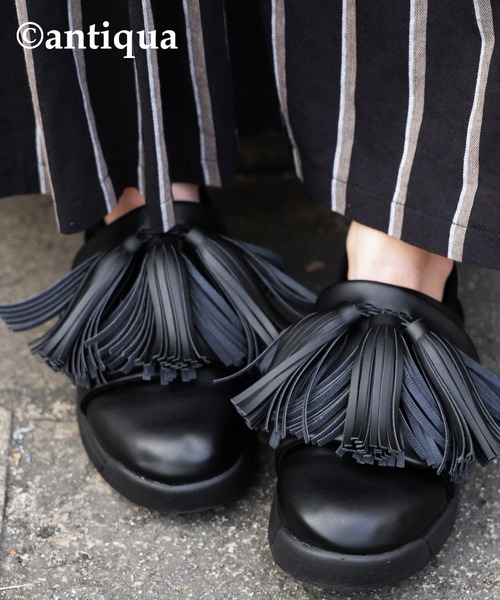 antiqua（アンティカ）の「2WAYボリュームタッセルシューズ（スニーカー・レディース・ブラック・23/24/25）」の20枚目の写真
