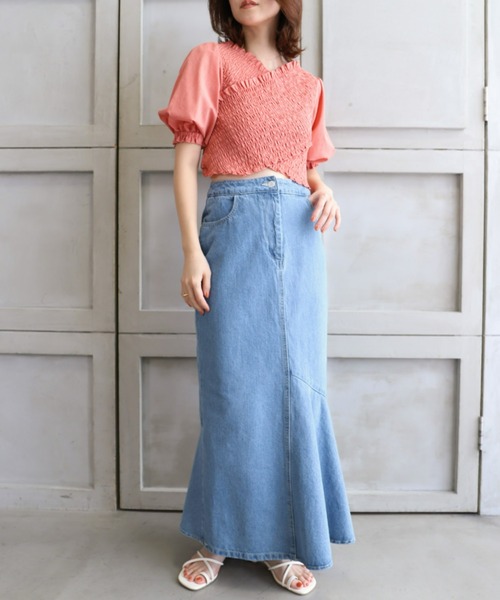 moment+（モーメントプラス）の「T/Cシャンブレー シャーリングカシュクールブラウス（シャツ/ブラウス・レディース・ブラウン/オフホワイト/オレンジ/ナチュラル/イエロー×グリーン・M）」の19枚目の写真