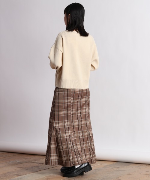 cepo（セポ）の「カラフルクルーネックリブニットカーディガン（カーディガン/ボレロ・レディース・オフホワイト/イエロー/オレンジ/ブルー・M）」の11枚目の写真