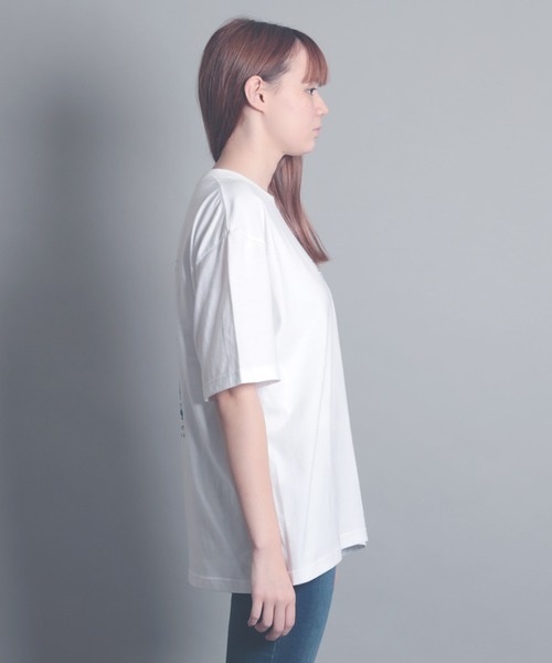 LIFE(ライフ)の「【LIFE/ライフ】magasin photo over size tee/ライフフォトオーバーサイズtee(Tシャツ/カットソー・レディース・ホワイト/ホワイト系その他/ブラック系その他/ブラック・M/L)」の12枚目の写真