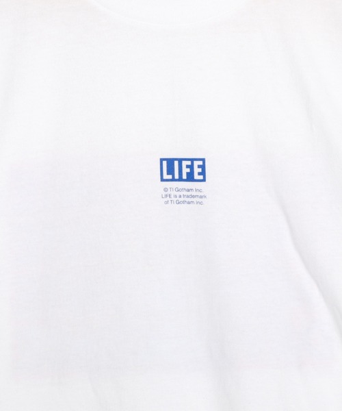 LIFE(ライフ)の「【LIFE/ライフ】magasin photo over size tee/ライフフォトオーバーサイズtee(Tシャツ/カットソー・レディース・ホワイト/ホワイト系その他/ブラック系その他/ブラック・M/L)」の18枚目の写真