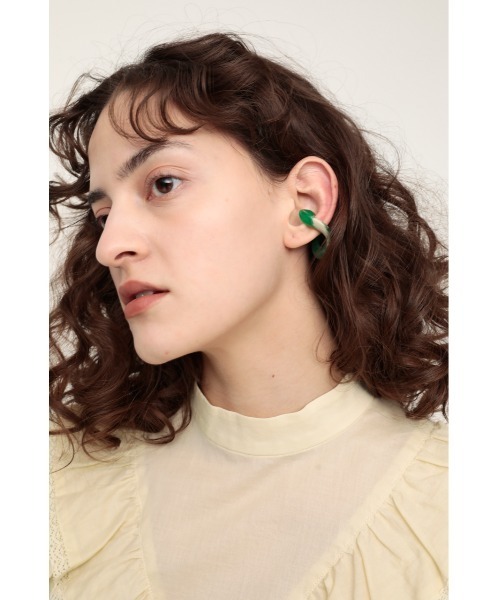 SLY（スライ）の「OVAL BIG EAR CUFF オーバルビッグ イヤーカフ（イヤーカフ・レディース・ブラウン/グリーン・FREE）」の15枚目の写真