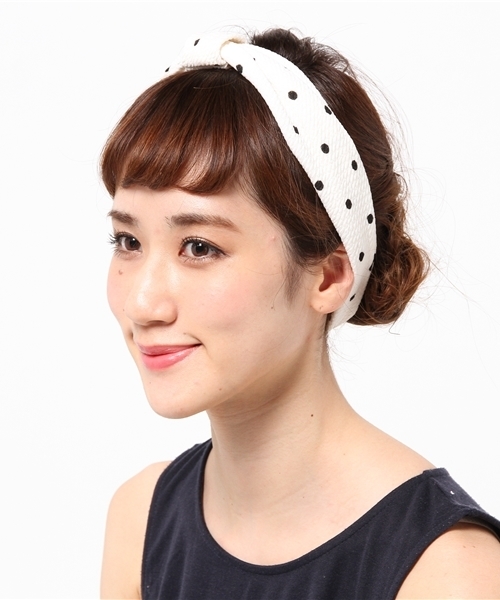 Ray BEAMS(レイビームス)の「Ray BEAMS / ドット ヘアバンド(ヘアバンド・レディース・ホワイト/ネイビー・ONE SIZE)」の1枚目の写真